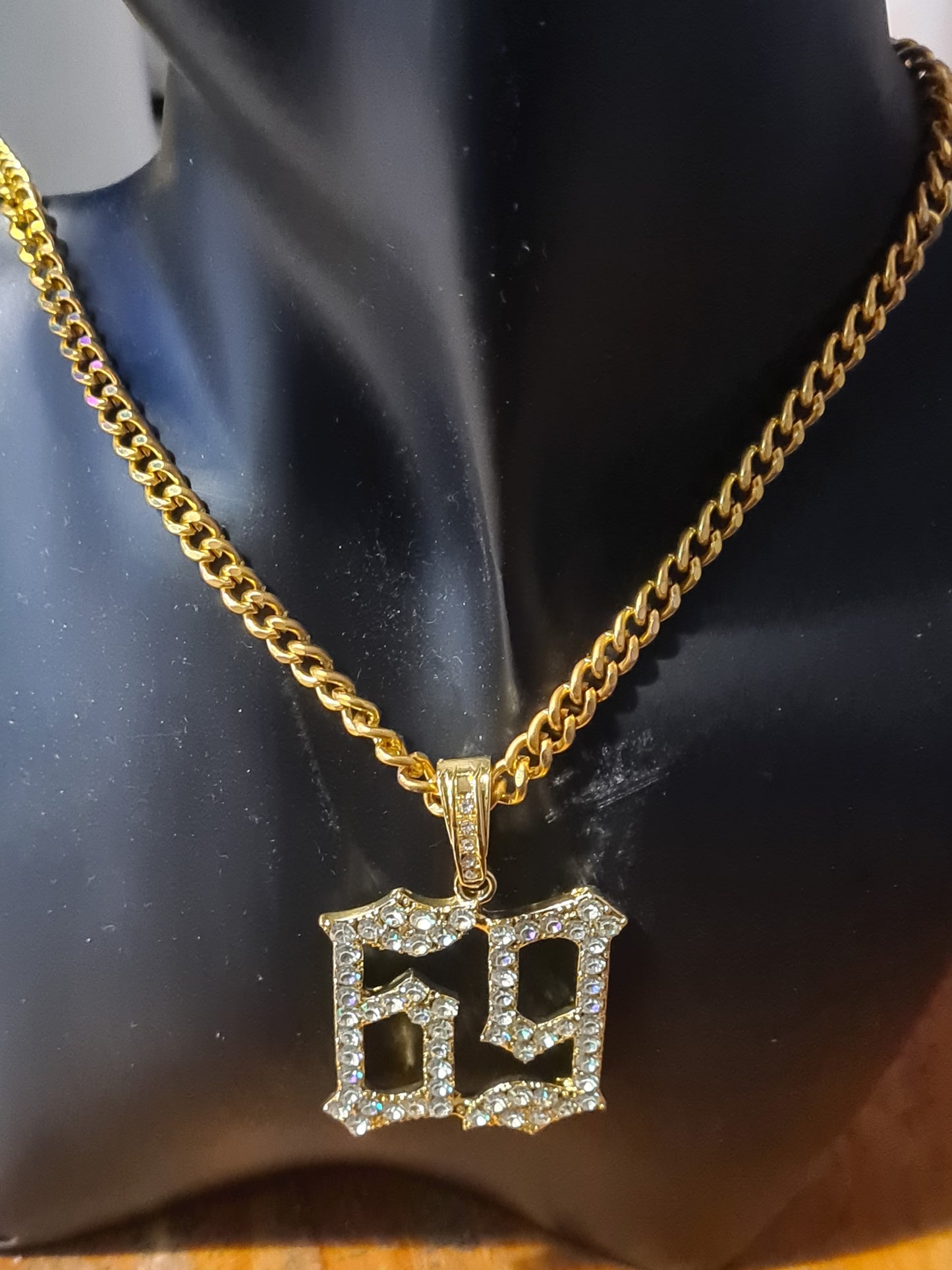 Rhinestone pendant