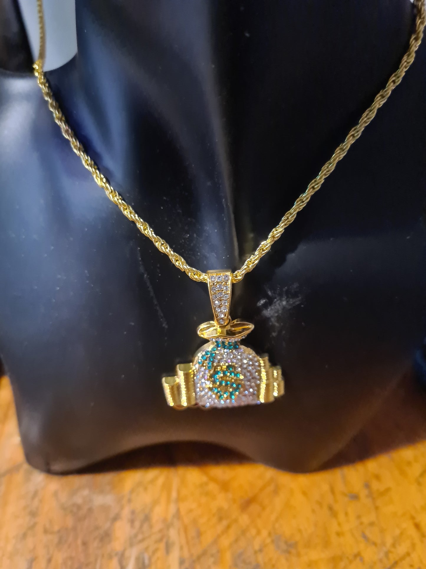 Rhinestone pendant