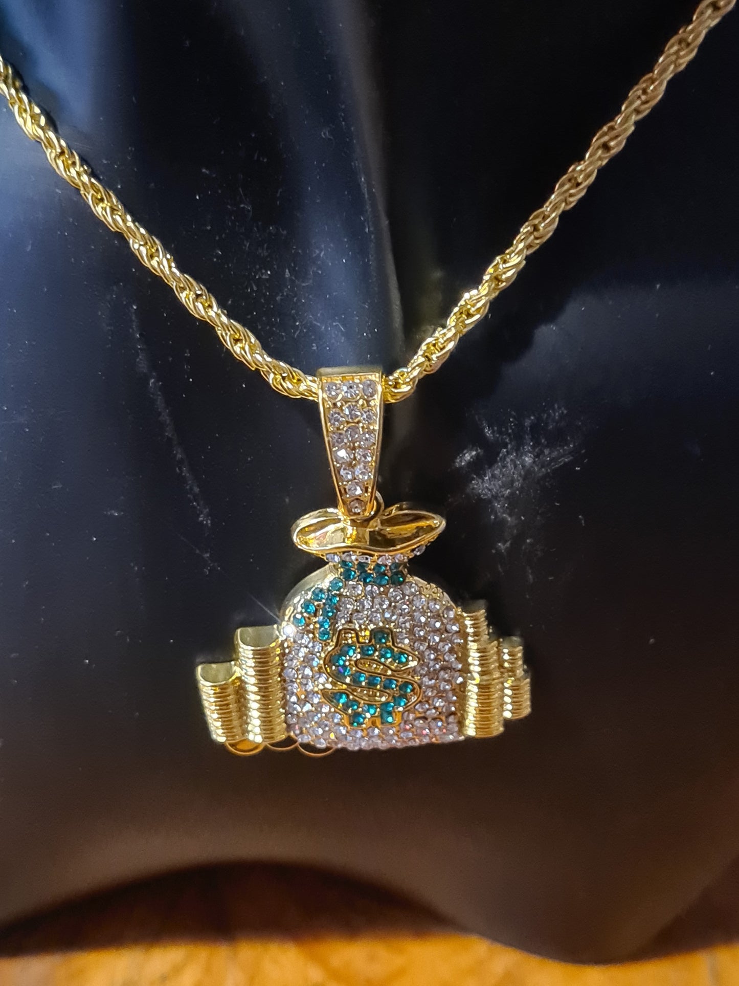 Rhinestone pendant