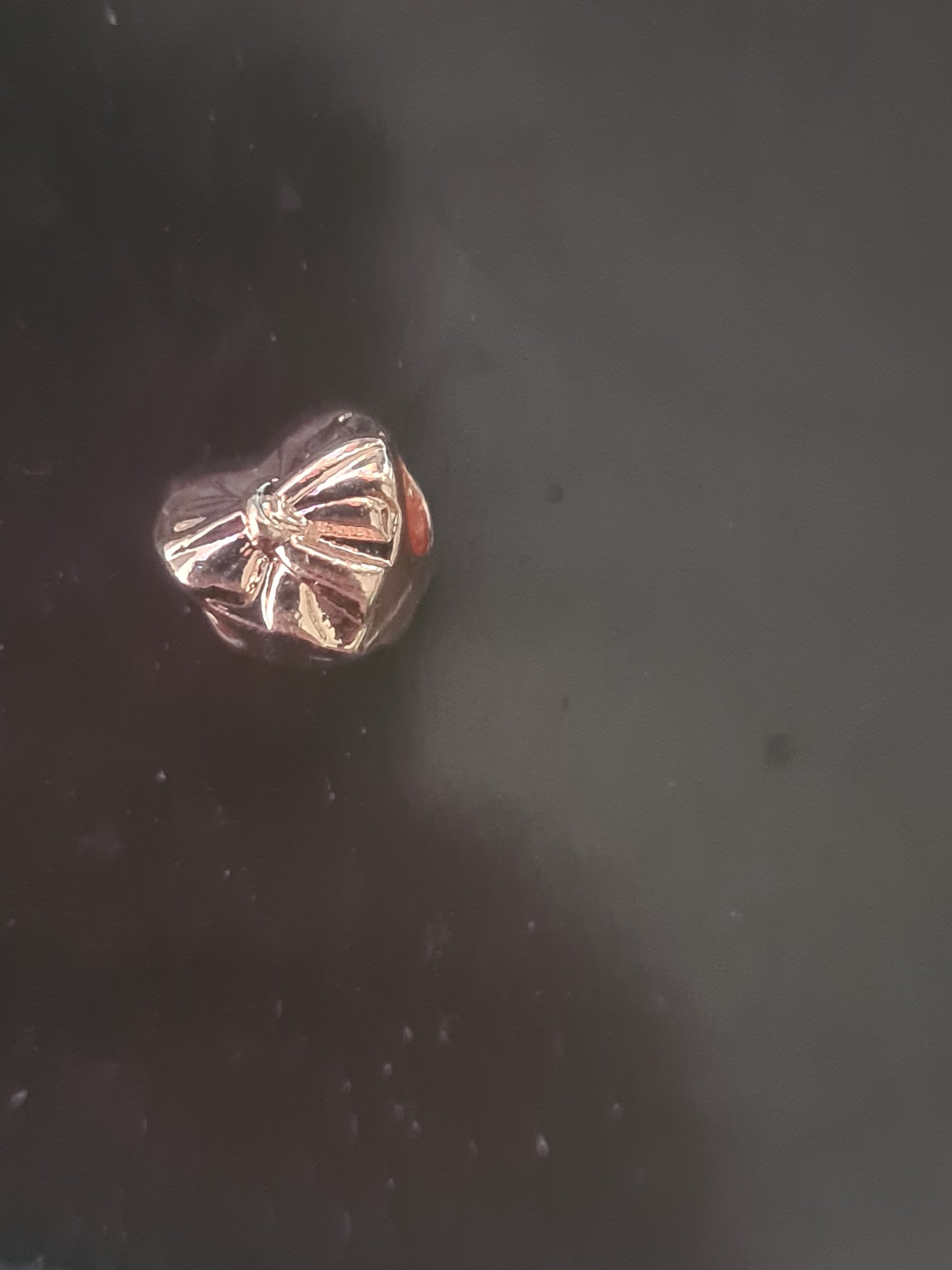 Heart rose gold bow
