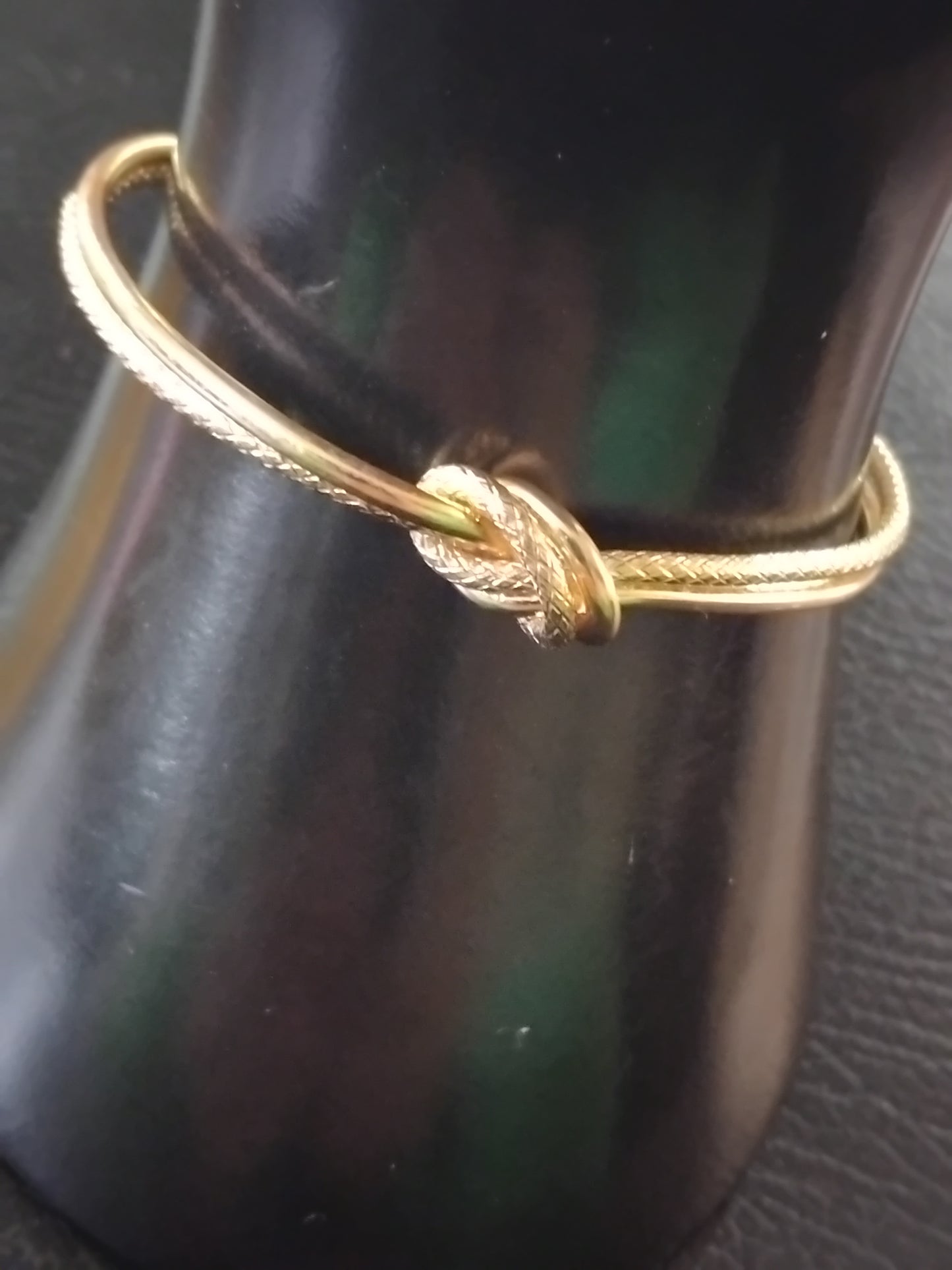 Gold plated knot bracelet