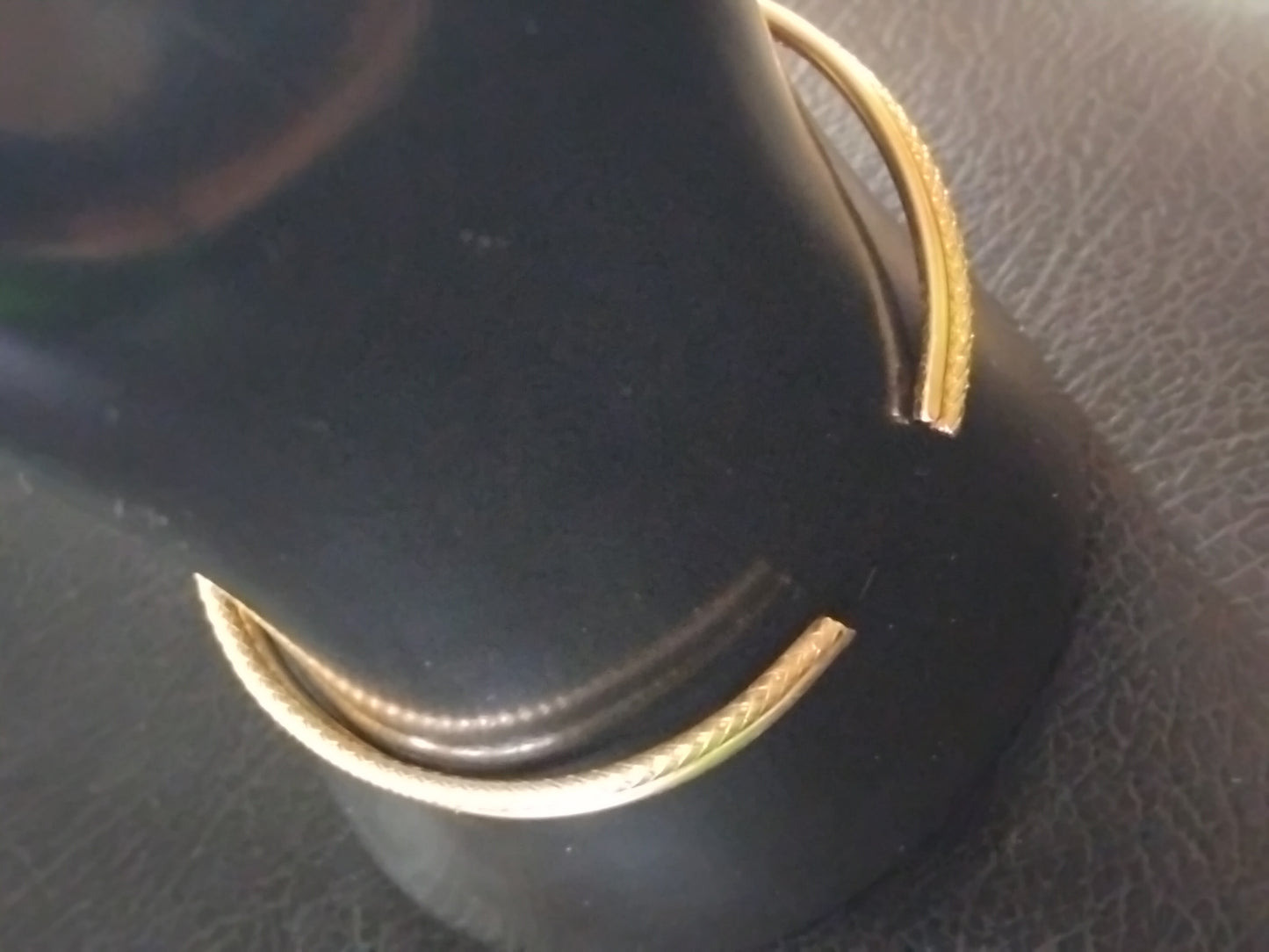Gold plated knot bracelet