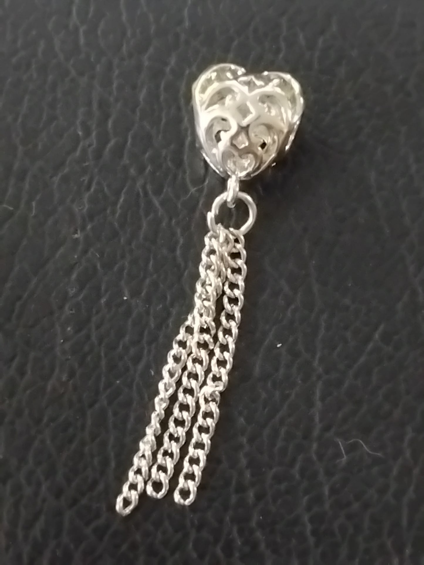 Fly away love charm