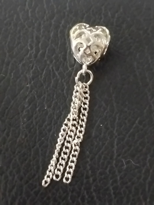 Fly away love charm
