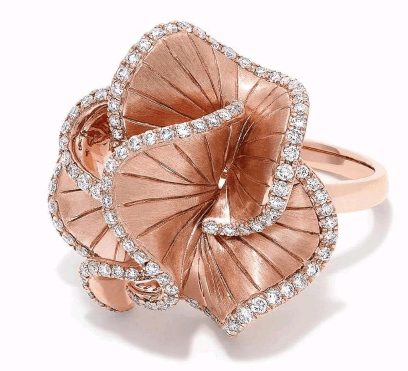 Extra rose ring