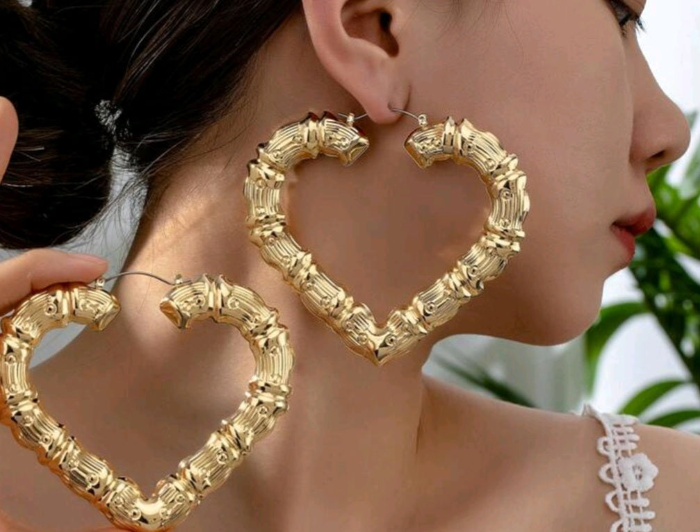 Extra heart hoops