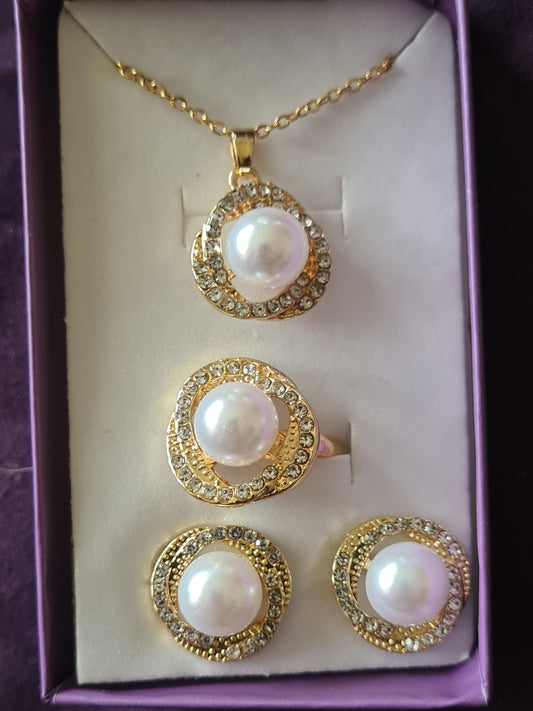 Pearl set