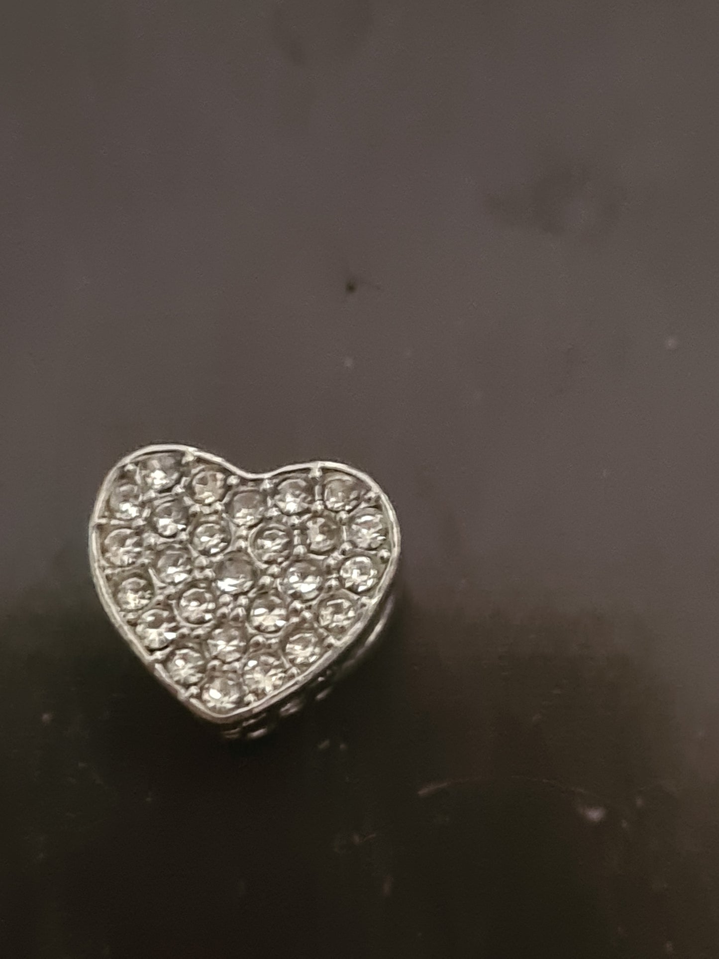 Sparkling heart charm