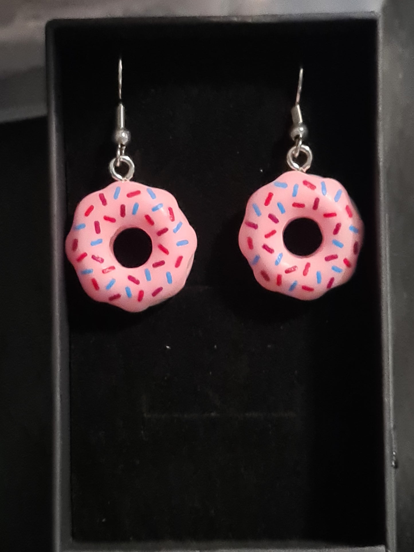 Dangle donut