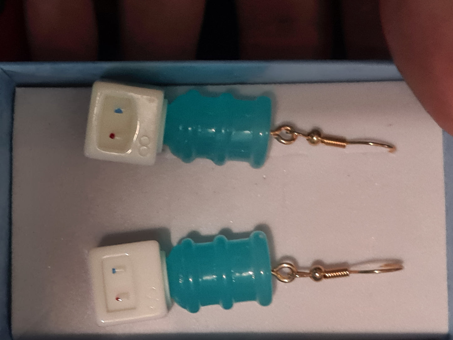 Water filter earrings