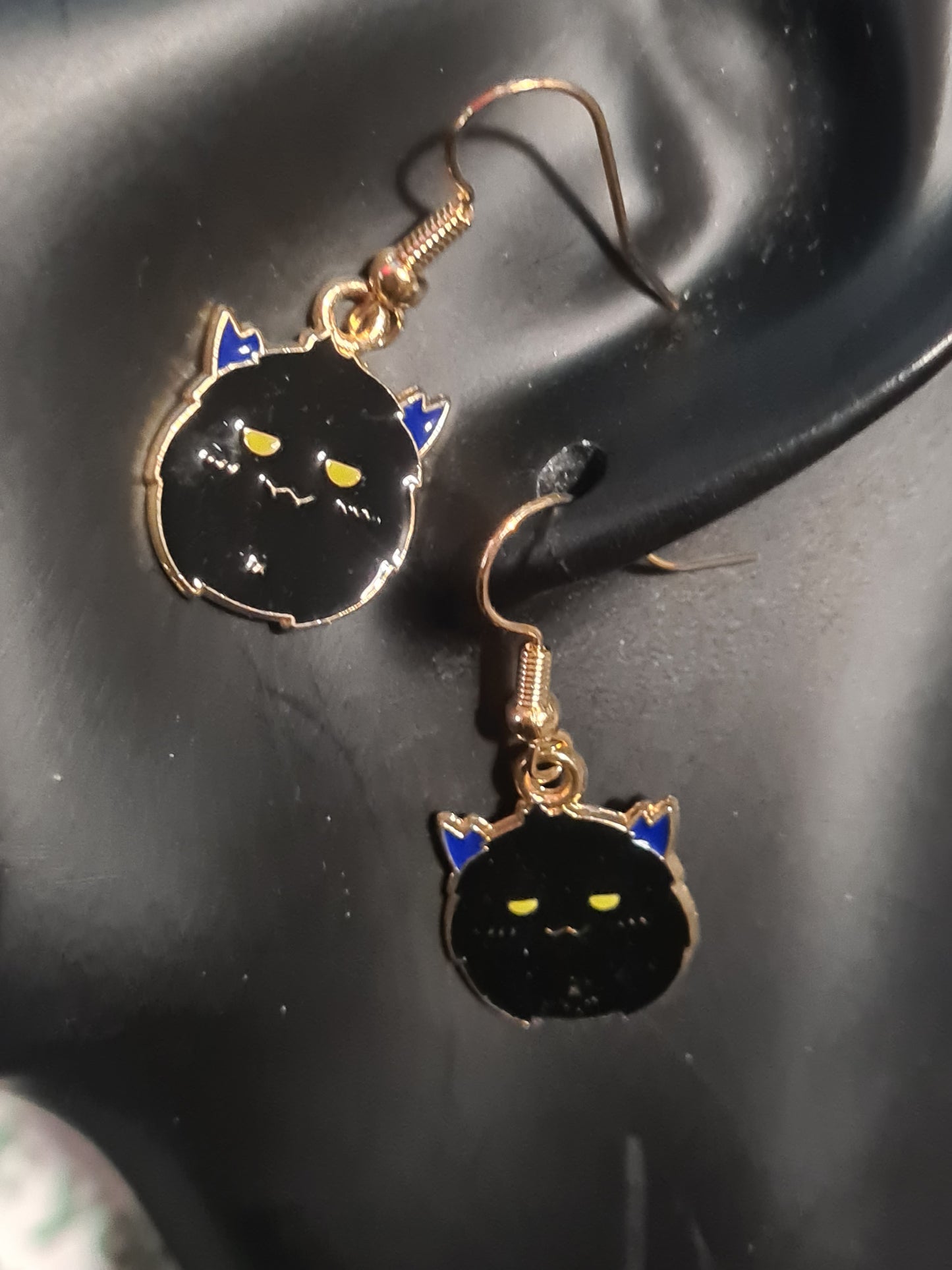 Devil cat earrings