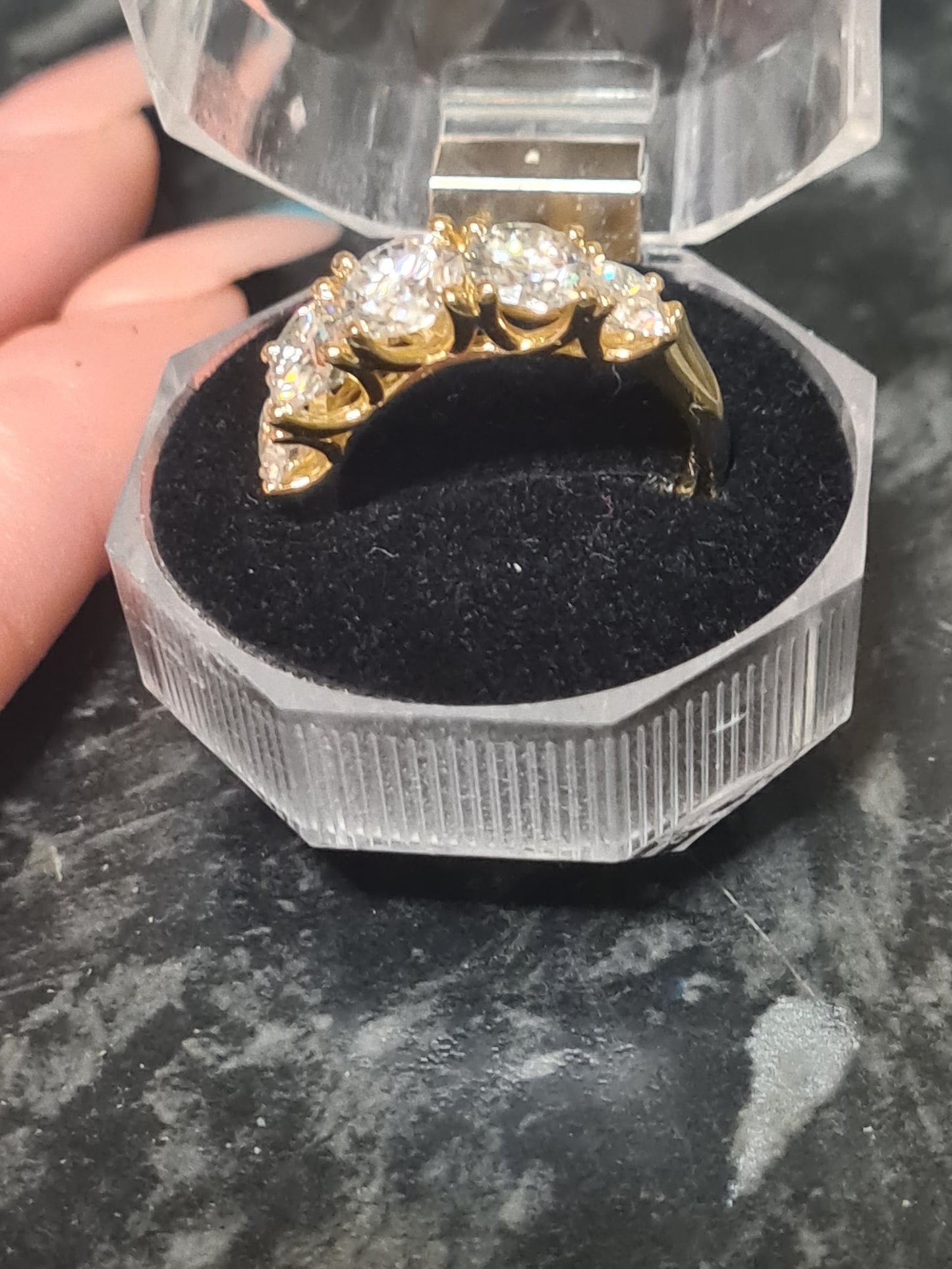 3ct 5 stones ring