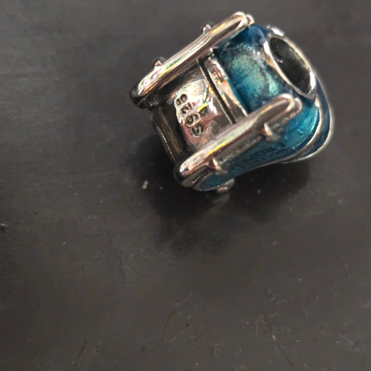 Frozen sisters carriage charm