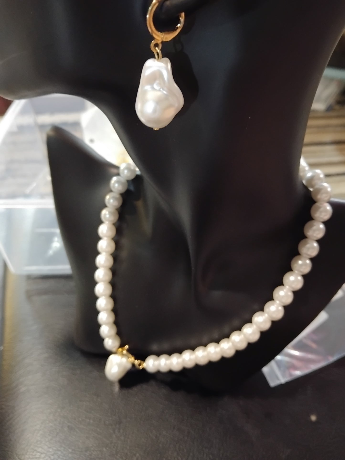 Faux pearl set