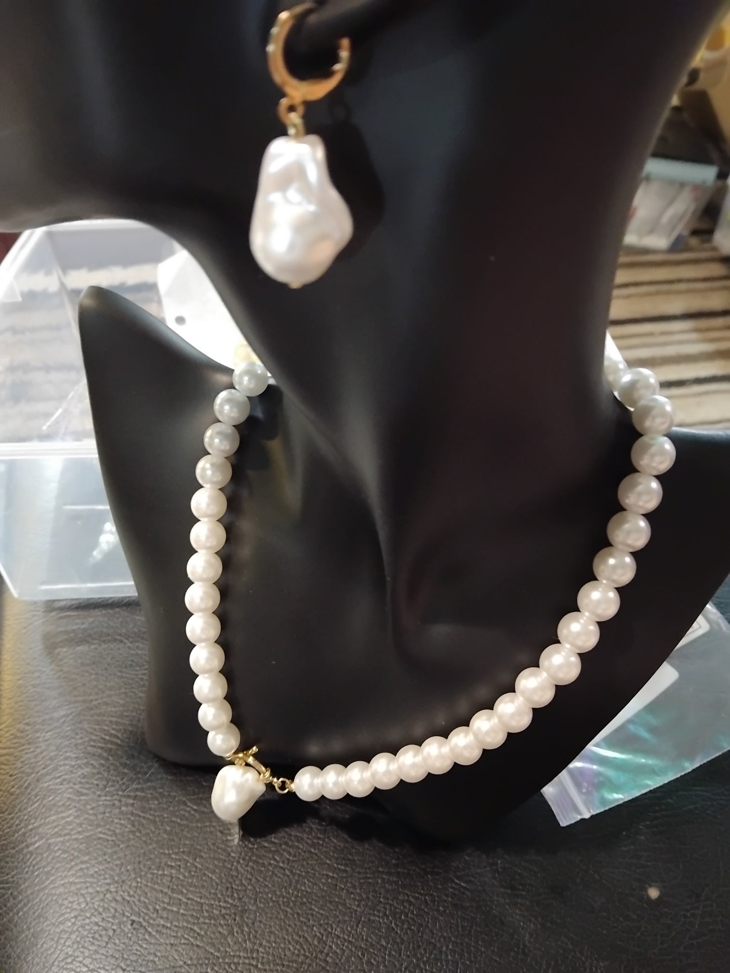 Faux pearl set