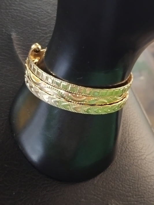 Set of 3 patterend bangles