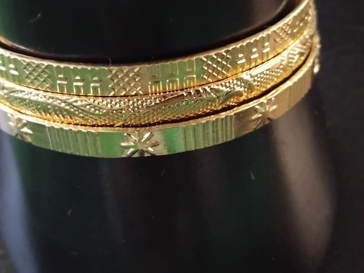 Set of 3 patterend bangles