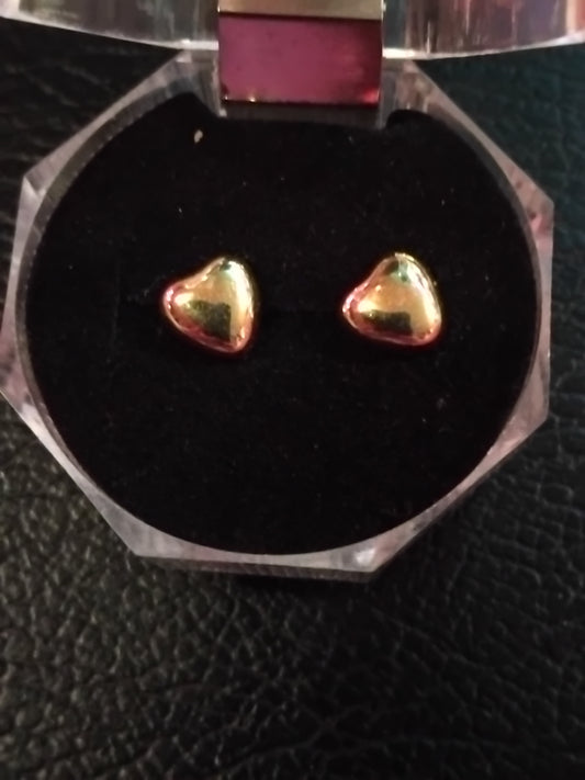 Gold shimmer heart earrings