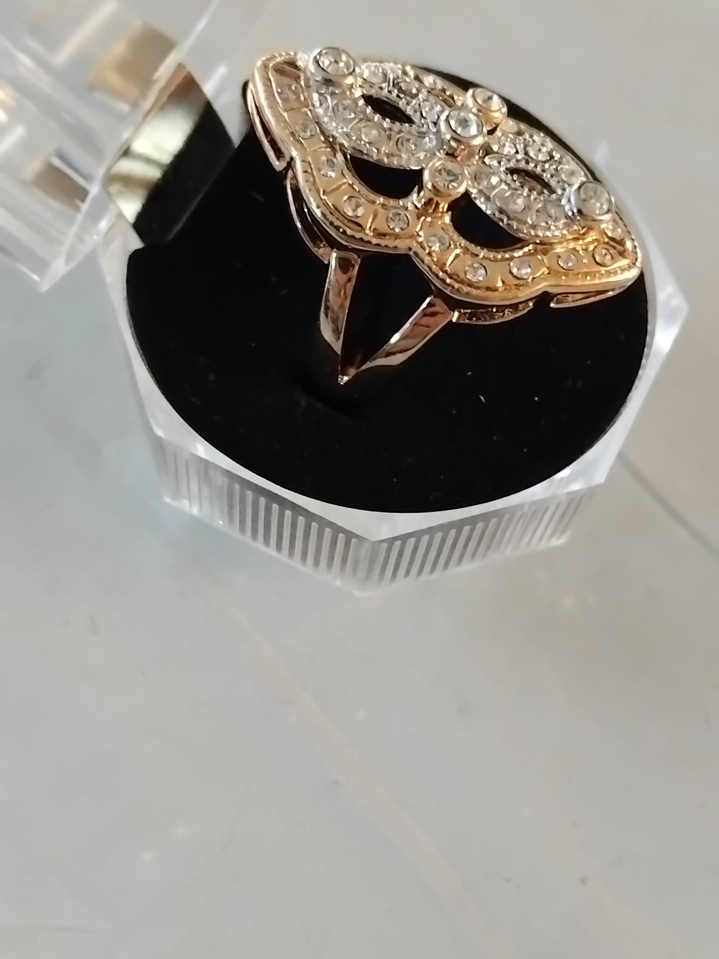 Vintage must have ring