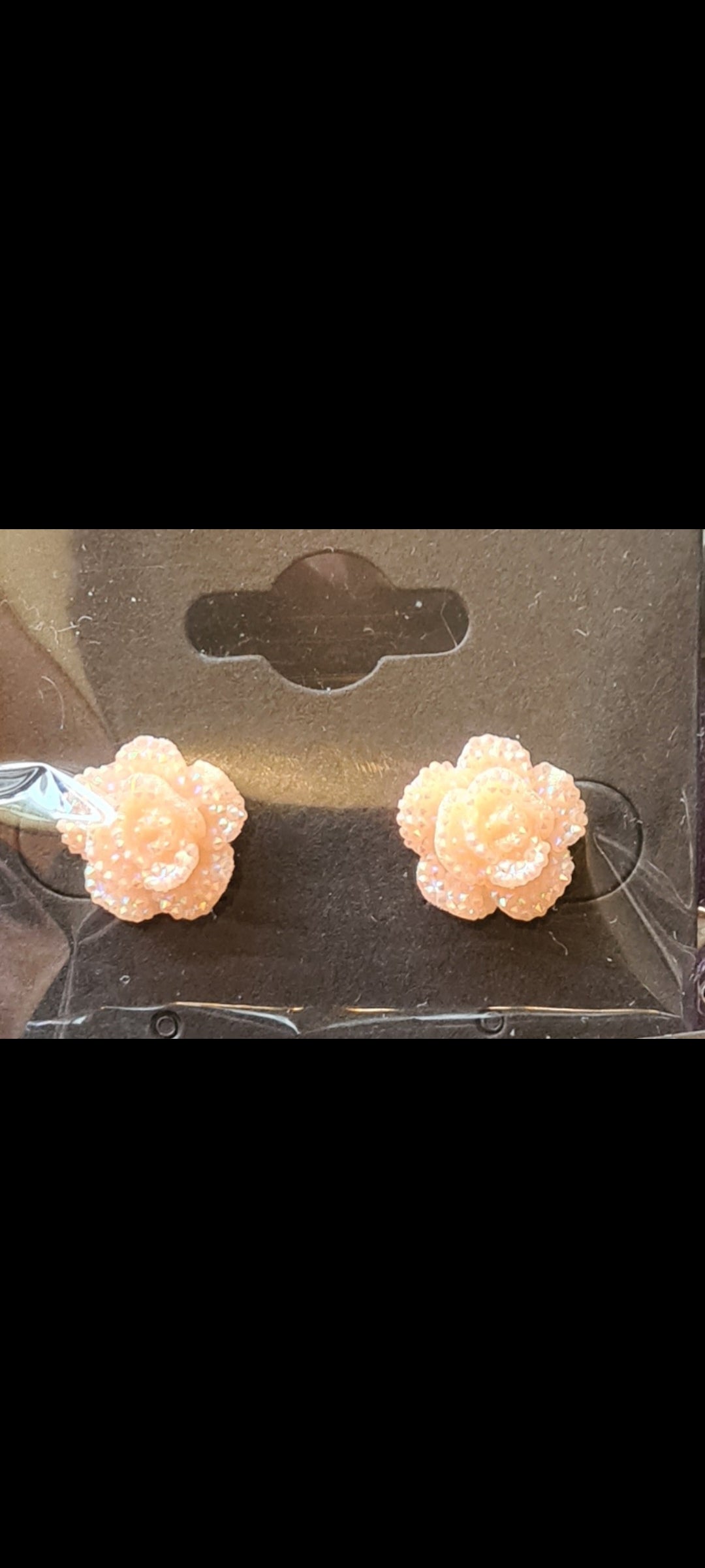 Sparkly flower earrings