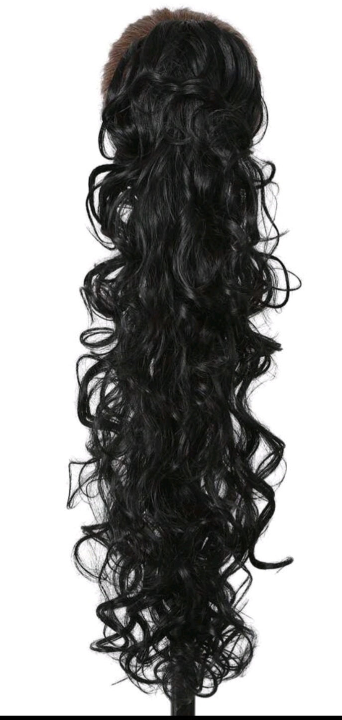 Black curly clip extension