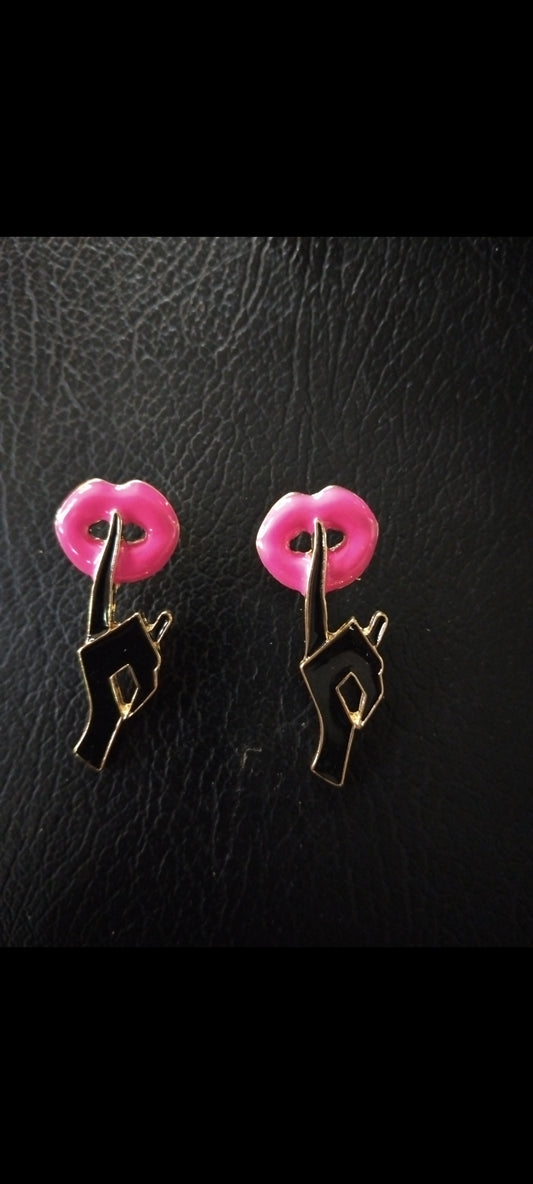 Shhh lips earrings