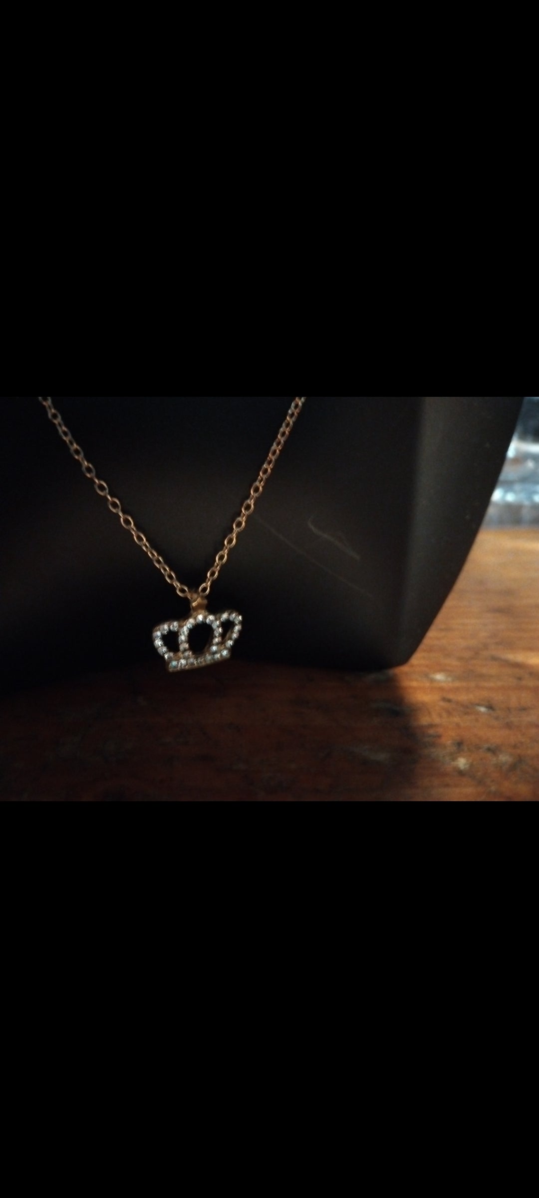 Crown necklace