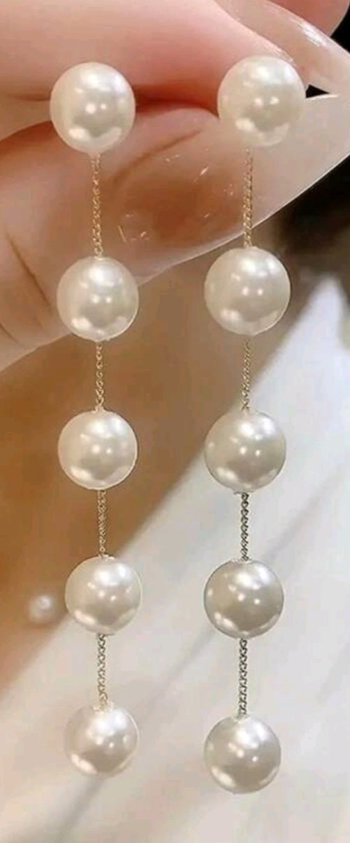 Pearl drop earrings 2